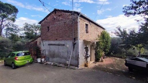 Foto Casa indipendente a Santa Maria a Monte Centro di 120 m² con 4 locali