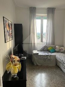 Foto Appartamento in Via XXIV Maggio, Siena di 56 m² con 3 locali