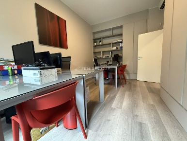 Foto Ufficio in VIA AUGUSTO ANFOSSI 36, Milano Cadore di 91 m² con 3 locali
