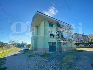 Foto Appartamento in Ottaviano Ferraretto, Cherasco Centro di 75 m²