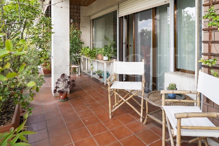 Foto Appartamento in Viale Garibaldi, Venezia Mestre di 244 m² con 6 locali