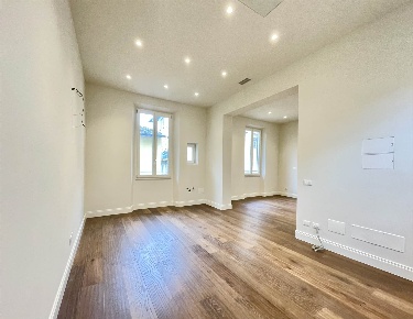 Foto Appartamento a Firenze Porta Romana di 116 m² con 5 locali in vendita