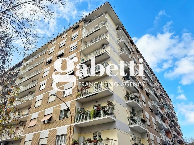 Foto Appartamento in Via OLEVANO ROMANO 0, Roma Tor de' Schiavi di 87 m²