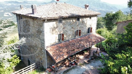 Foto Villa singola in LocalitÃ  CÃ  dei Mucci 8, Castel di Casio Centro