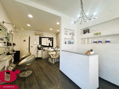Foto Attività commerciale in Garessio, Imperia Oneglia di 26 m² in vendita