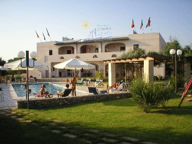 Foto Appartamento a Maruggio di 180 m² con 6 locali in vendita