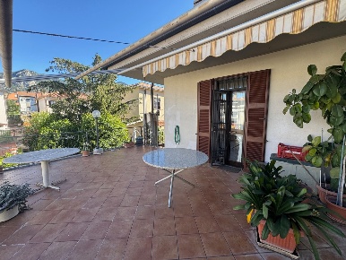 Foto Appartamento Terni Borgo Rivo di 140 m² con 5 locali in vendita