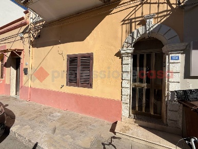 Foto Appartamento in Via LUIGI DI SAVOIA 108, Pulsano Centro di 60 m²