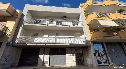 Foto Appartamento in via San Vincenzo 66, Noicattaro Centro di 70 m²