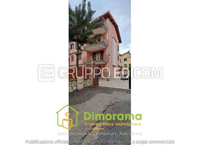 Foto Appartamento in Via della libertà, Villaricca di 109 m² con 6 locali