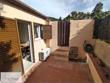 Foto Appartamento in via della marina, Rio Bagnaia di 49 m² con 4 locali