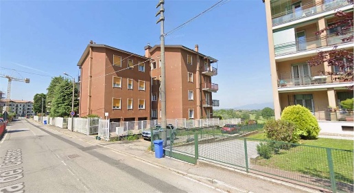 Foto Appartamento in Via del Castano 24, Besana in Brianza Centro di 83 m²