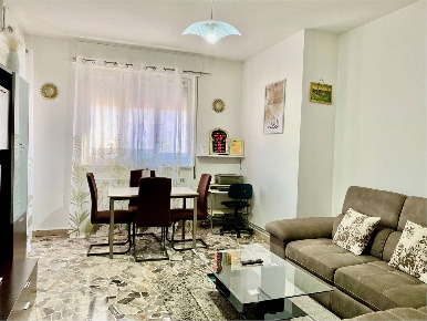 Foto Appartamento in Via Gambate 6, Olginate di 120 m² con 3 locali