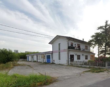 Foto Capannone industriale in Via Cadelsette, Albaredo d'Adige Centro