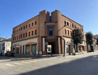 Foto Box in Via Martiri della Libertà, Cesena Centro Urbano di 14 m²