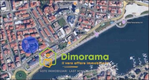 Foto Negozio in Via Sarcidano 4, Olbia Centro Storico di 160 m² in vendita