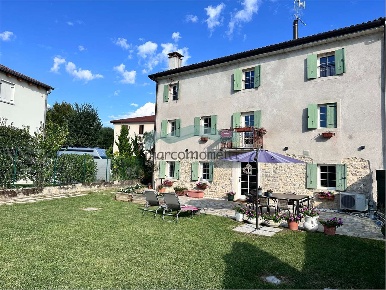 Foto Appartamento a Vittorio Veneto di 150 m² con 4 locali in vendita
