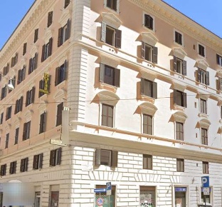 Foto Negozio in Via Principe Eugenio, Roma Esquilino di 110 m² con 1 locali