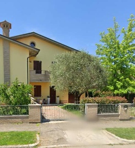 Foto Villa a schiera in via Castrovecchio, Ravenna di 114 m² con 6 locali