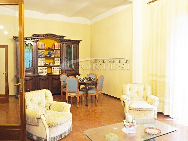 Foto Appartamento a Perugia di 220 m² con 7 locali in vendita