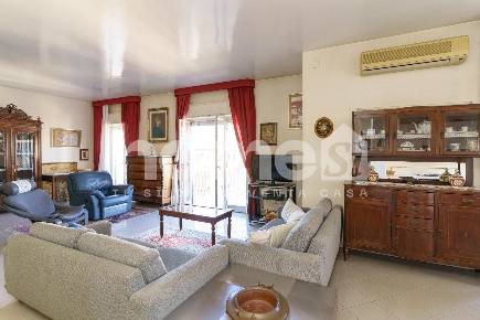 Foto Appartamento a Catania Picanello di 150 m² con 6 locali in vendita