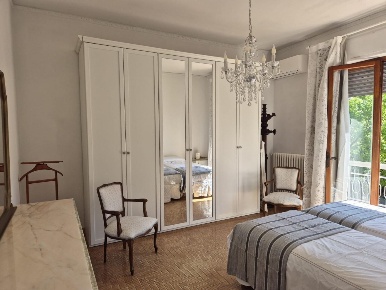 Foto Appartamento a Carrara Sampierdarena di 90 m² con 2 locali in affitto