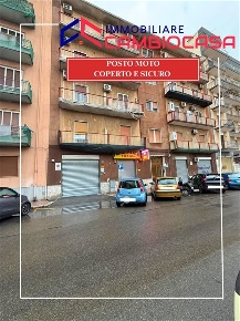 Foto Posti auto in VIA PLATEJA 98, Taranto Tre Carrare di 3 m² in affitto