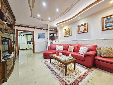 Foto Appartamento in Via Saragat, Palo del Colle di 100 m² con 3 locali