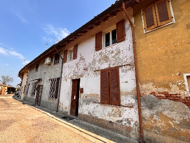 Foto Case semi ndipendenti a Tromello Centro di 65 m² con 2 locali