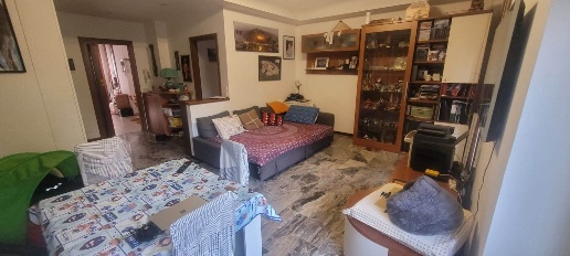 Foto Appartamento a Milano Giambellino di 105 m² con 4 locali in vendita