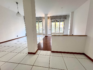 Foto Appartamento in Via Beatrice D'este  38, Milano Bocconi di 150 m²