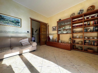 Foto Appartamento in Viale della Costituzione  39, Catania di 118 m²