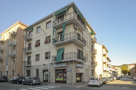 Foto Attività commerciale in VIA PRACIOSA 4, Moncalieri San Pietro