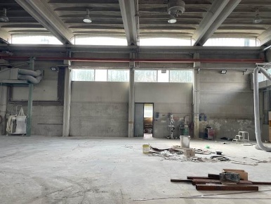 Foto Capannone industriale a Dovadola di 2570 m² con 4 locali in vendita