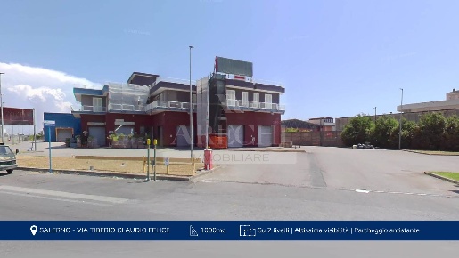 Foto Negozio a Salerno Zona Industriale - San Leonardo di 1000 m²