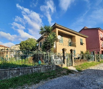 Foto Appartamento in VIA RENATO GRIFOGLIO SNC, La Spezia Favaro - La Lobbia