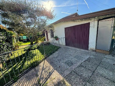 Foto Casa indipendente a Venezia Marghera - Catene di 75 m² con 4 locali