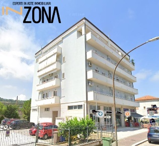 Foto Appartamento in Via Galileo Galilei, Giulianova Centro di 52 m²