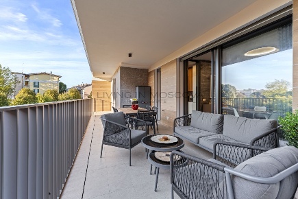 Foto Appartamento in Via Ippodromo 8, Milano Gallaratese di 94 m²