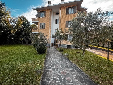 Foto Appartamento in via Scarlatti, Bovisio-Masciago di 95 m² con 3 locali