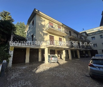 Foto Appartamento a Varese di 82 m² con 3 locali in vendita