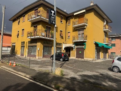 Foto Appartamento in via Libertà, Muggiò Centro di 107 m² con 3 locali