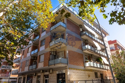 Foto Appartamento in Viale Spartaco, Roma Re di Roma di 60 m² con 2 locali