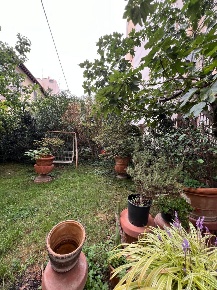 Foto Villa unifamiliare in via gallino, Firenze di 220 m² con 6 locali