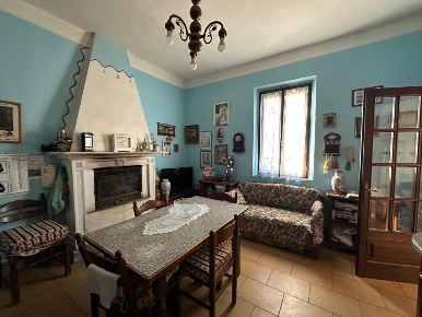 Foto Casa indipendente a Castelvetro Piacentino di 180 m² con 4 locali