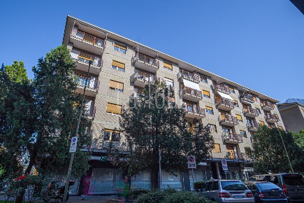 Foto Appartamento in Corso Saint-Martin-de-Corléans, Aosta Centro di 118 m²