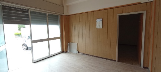 Foto Locale commerciale a Ragusa di 35 m² con 2 locali in vendita