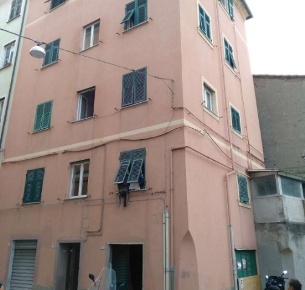 Foto Appartamento in Via Renato Quartini 31, Genova Rivarolo di 62 m²