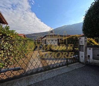 Foto Villa unifamiliare in Via alla Piana 84, Cannobio Centro di 200 m²