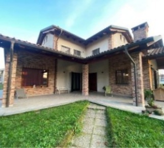 Foto Villa unifamiliare in Via Circonvallazione 13D, Riva presso Chieri